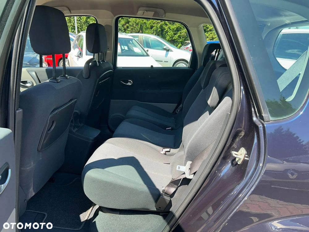 Renault Scenic 1.6 16V Privilege - 15