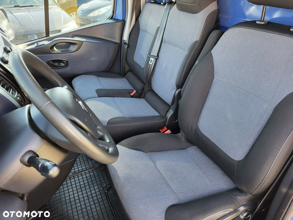 Opel Vivaro - 19