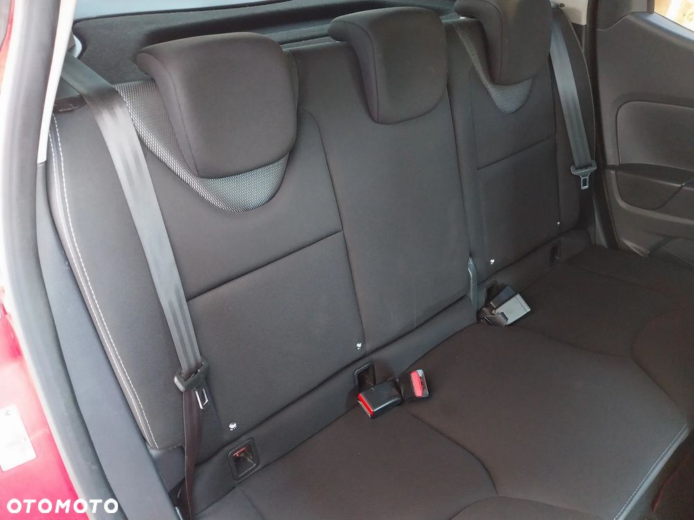 Renault Clio 1.2 16V 75 Business - 8