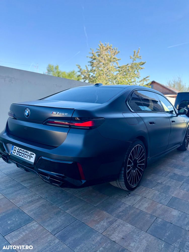 BMW Seria 7 2024 photo 3