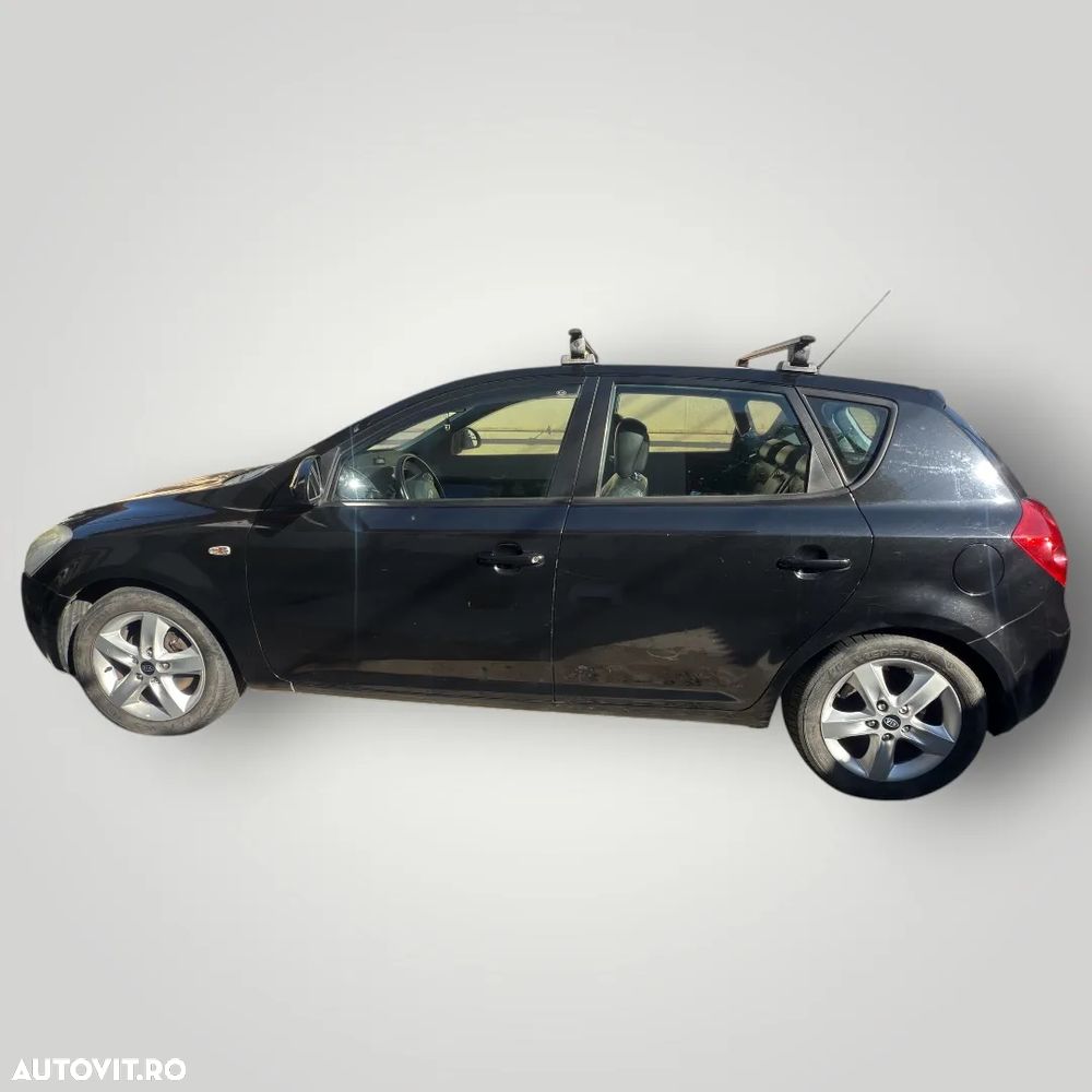 Kia Ceed 1.6 CRDi LX - 8