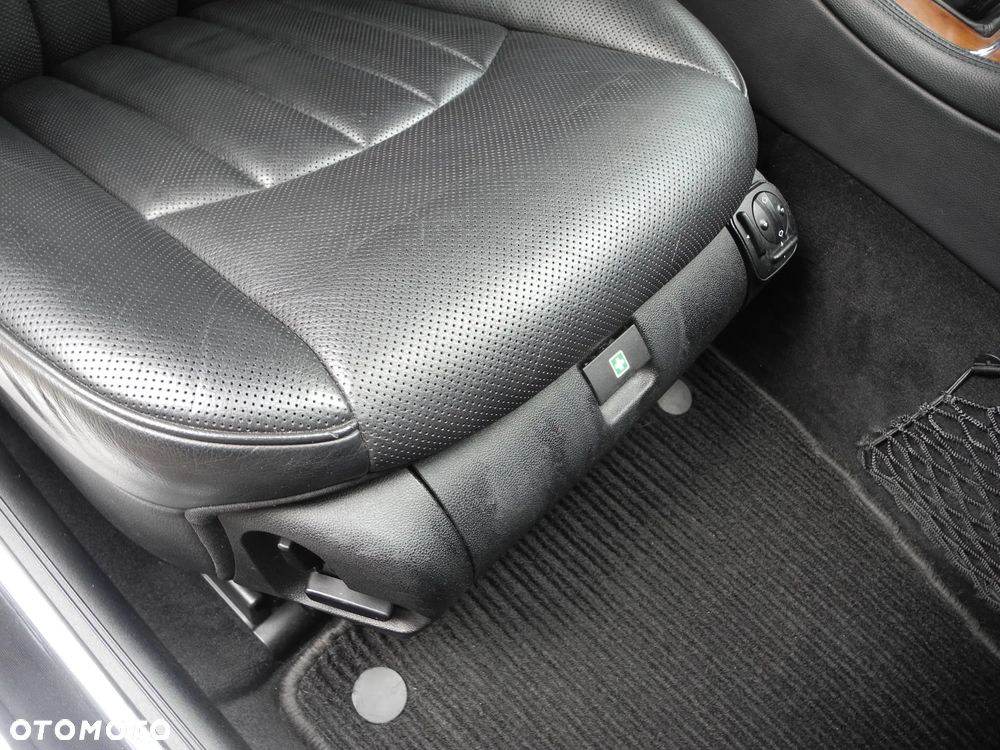 Mercedes-Benz CLS 350 CGI 7G-TRONIC - 20