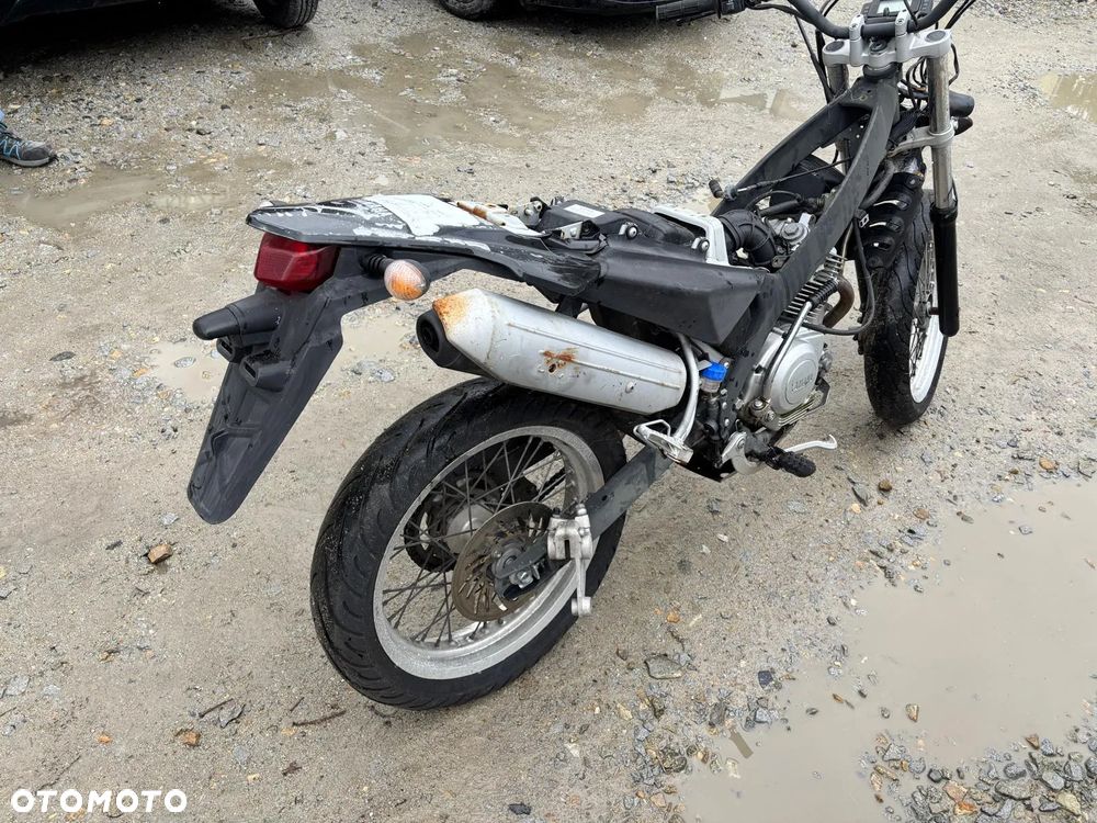 Yamaha XT - 5