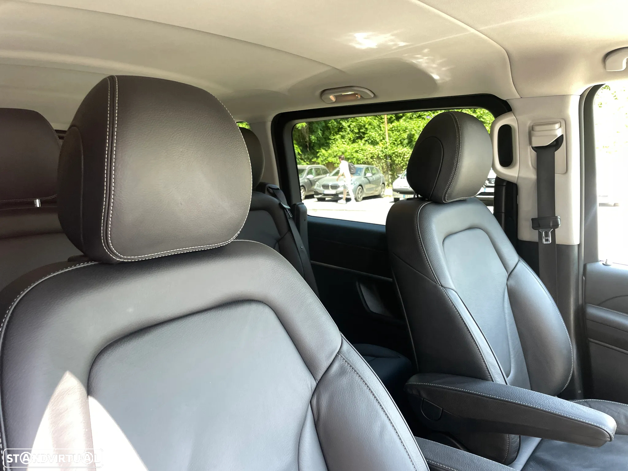 Mercedes-Benz V 250 d - 32