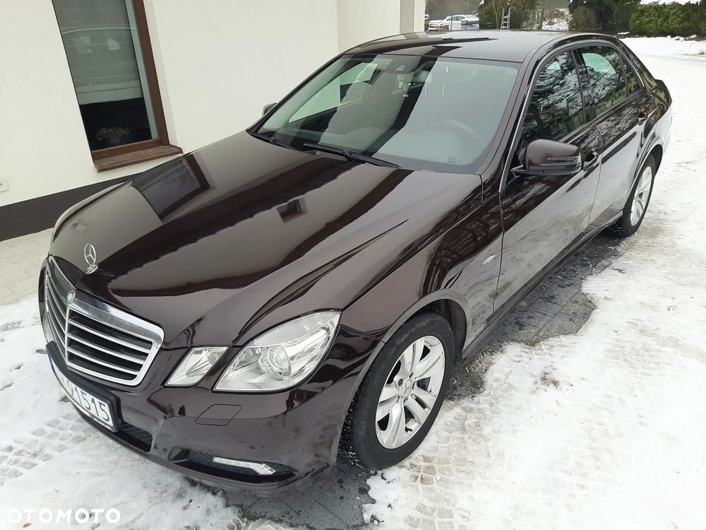 Mercedes-Benz Klasa E 250 CDI DPF BlueEFFICIENCY Automatik - 3