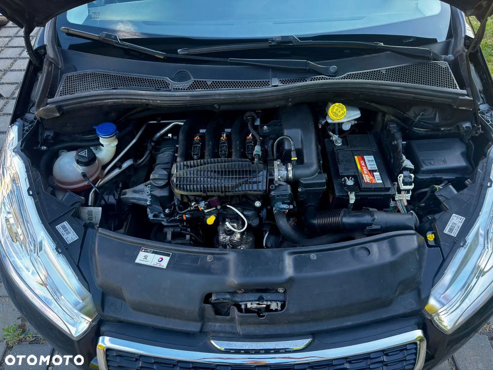 Peugeot 208 82 PureTech Style - 24