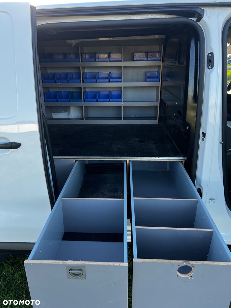 Opel Vivaro - 4