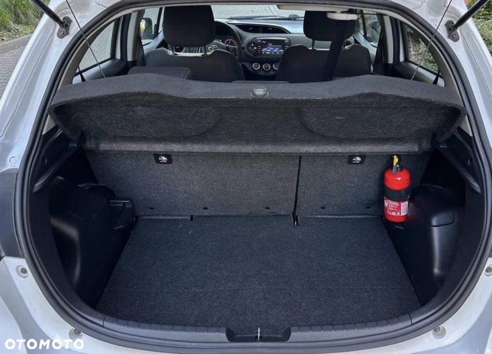 Toyota Yaris 1.5 Premium - 20