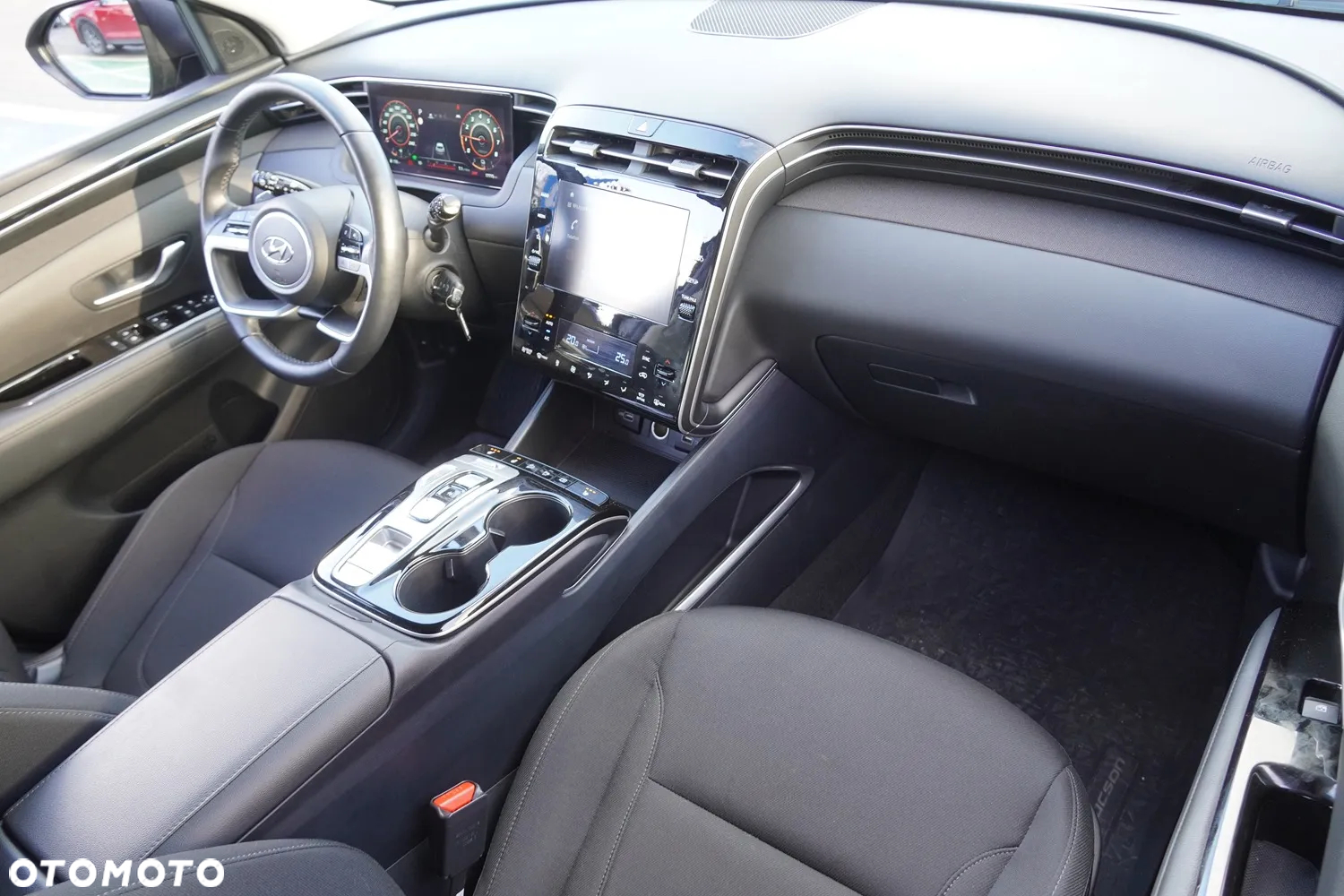 Hyundai Tucson 1.6 T-GDi HEV Smart 2WD - 25