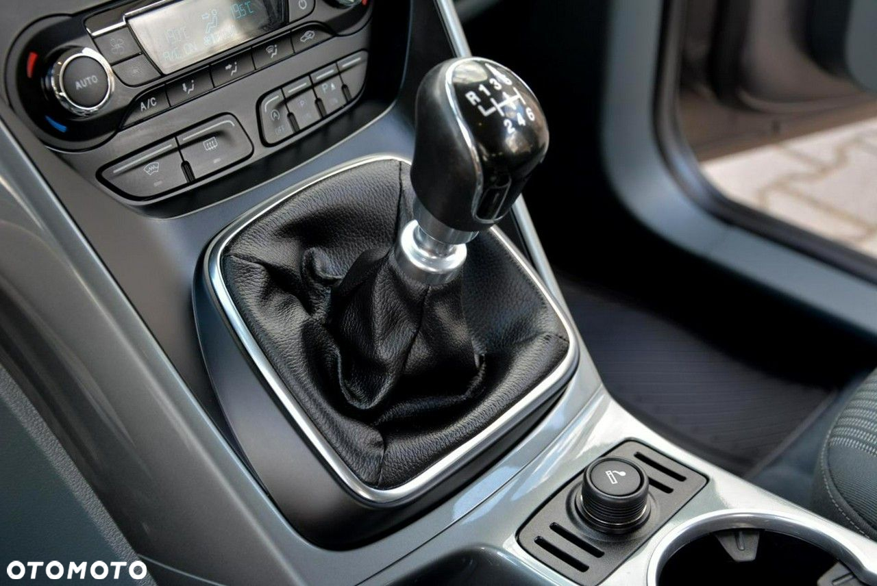 Ford C-MAX 1.6 EcoBoost Start-Stop-System Titanium - 32
