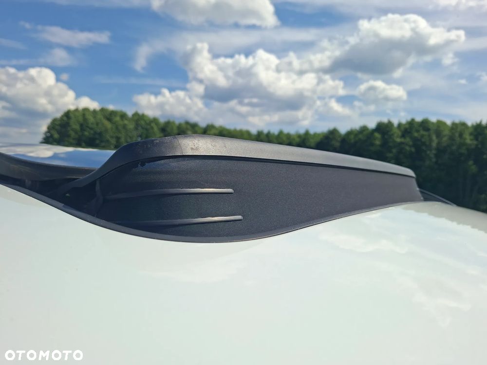 Skoda Octavia 2.0 TDI DSG RS - 25