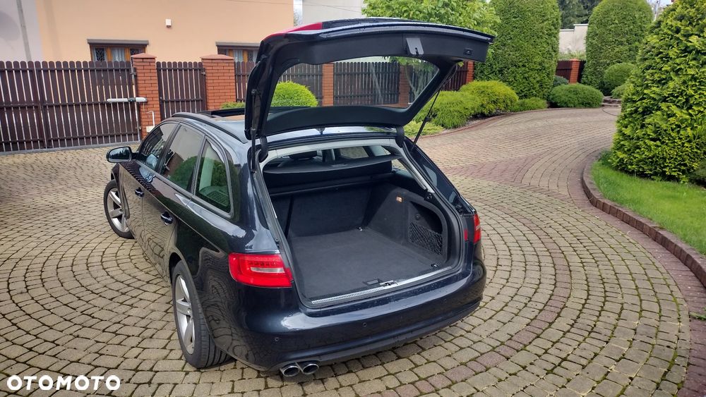 Audi A4 Avant 2.0 TDI Limited Edition - 8