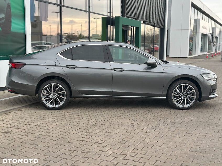 Skoda Superb 2.0 TDI SCR 4x4 L&K DSG - 2