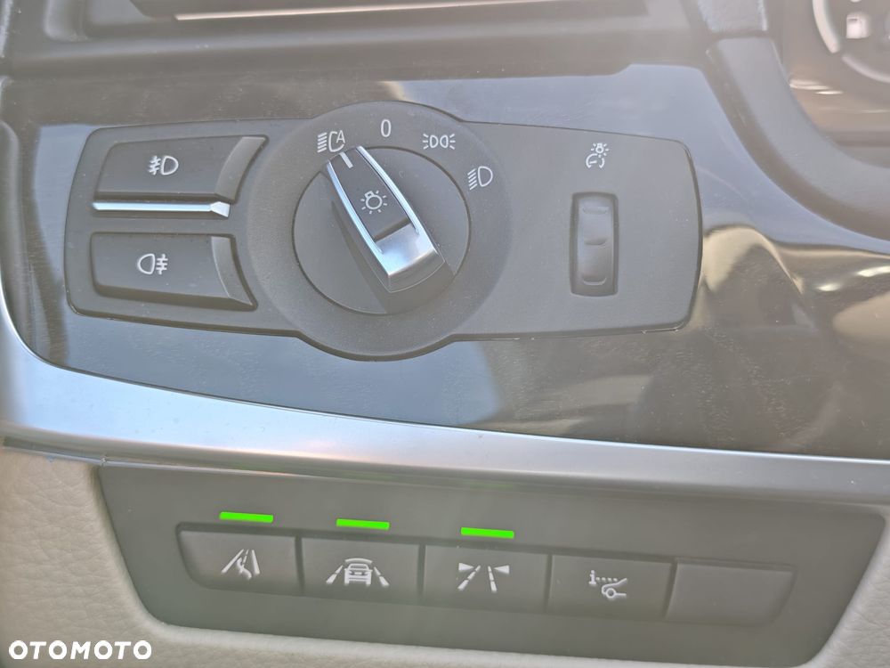 BMW Seria 5 530d - 15