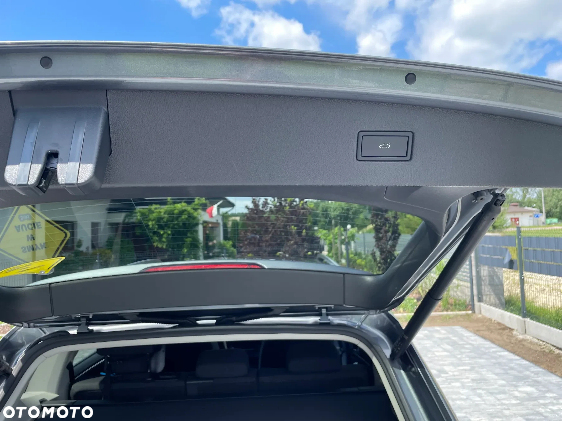Volkswagen Tiguan Allspace 2.0 TSI 4Mot Elegance DSG - 8