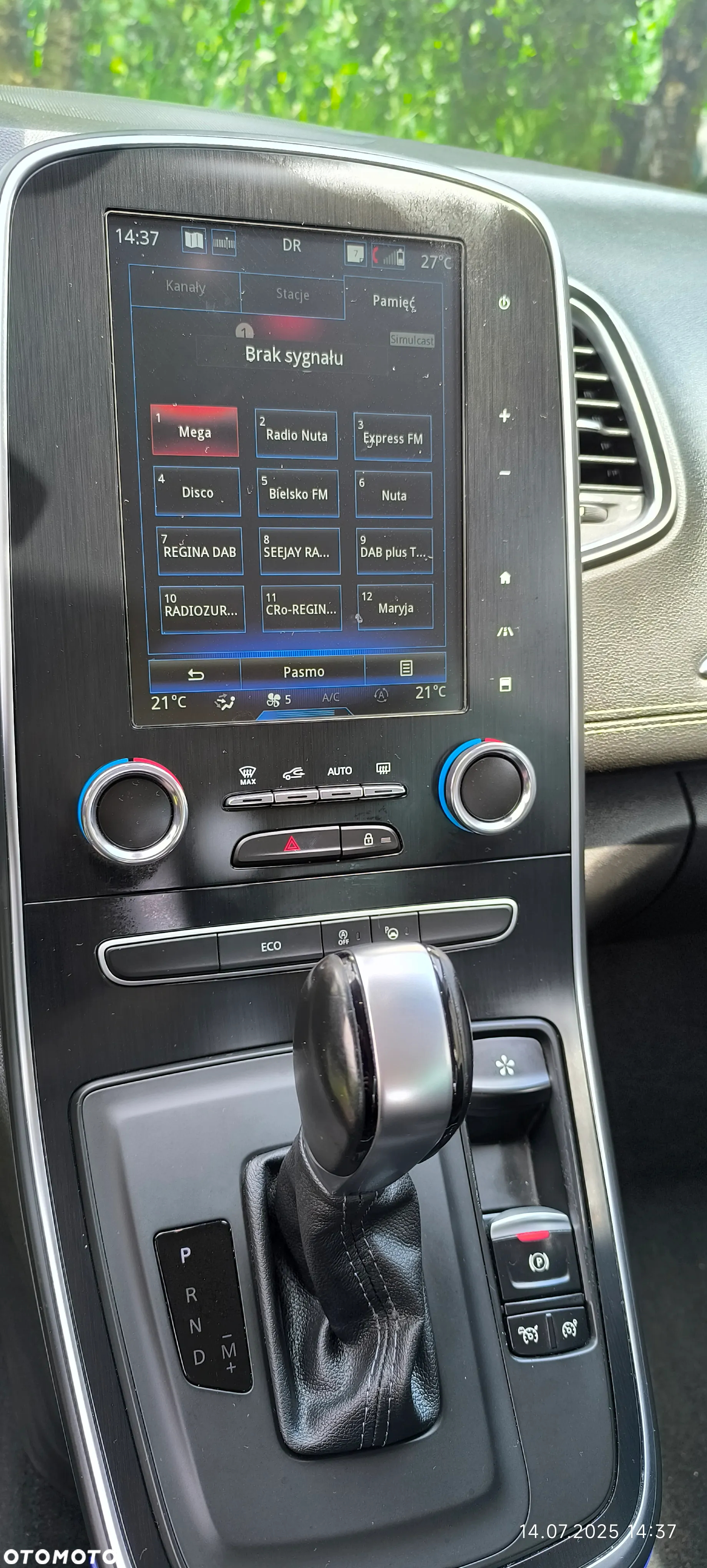 Renault Grand Scenic - 17