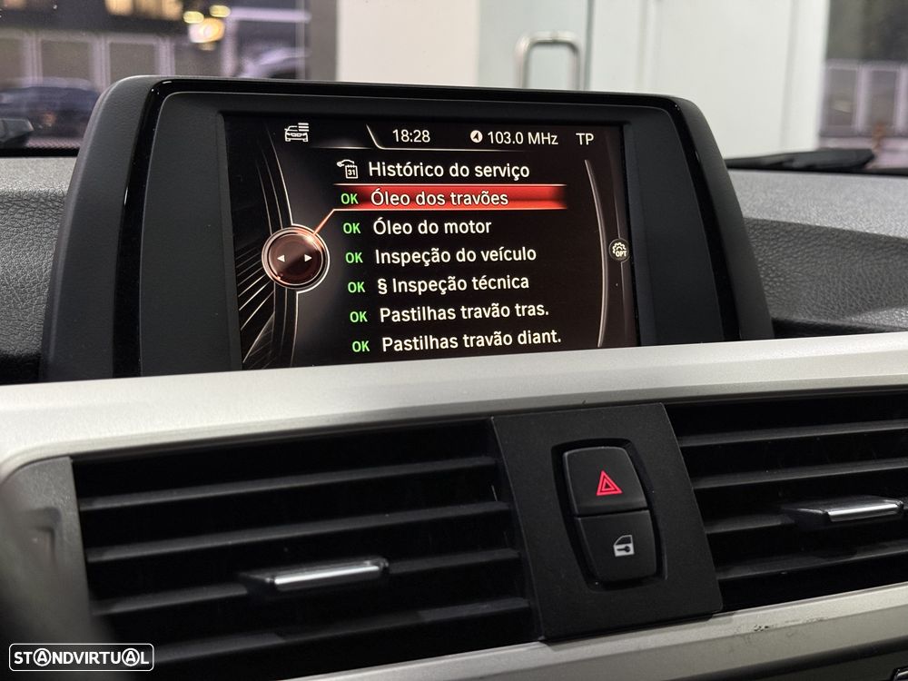 BMW 320 d Touring EfficientDynamics - 29