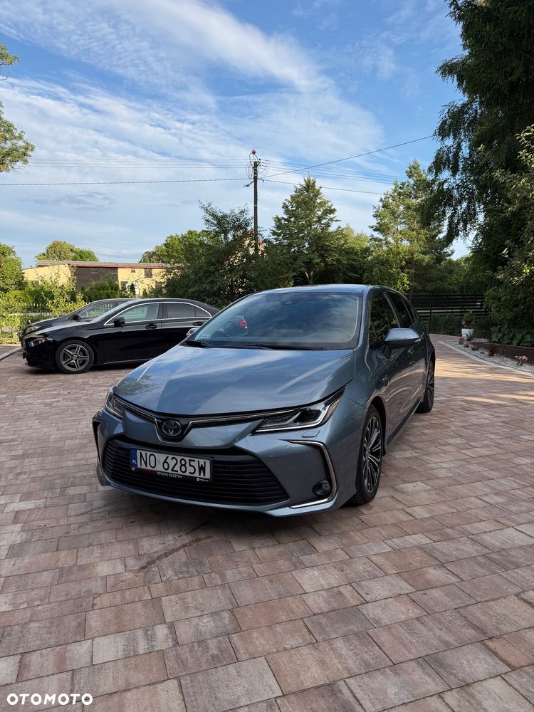 Toyota Corolla 1.8 Hybrid Comfort - 1