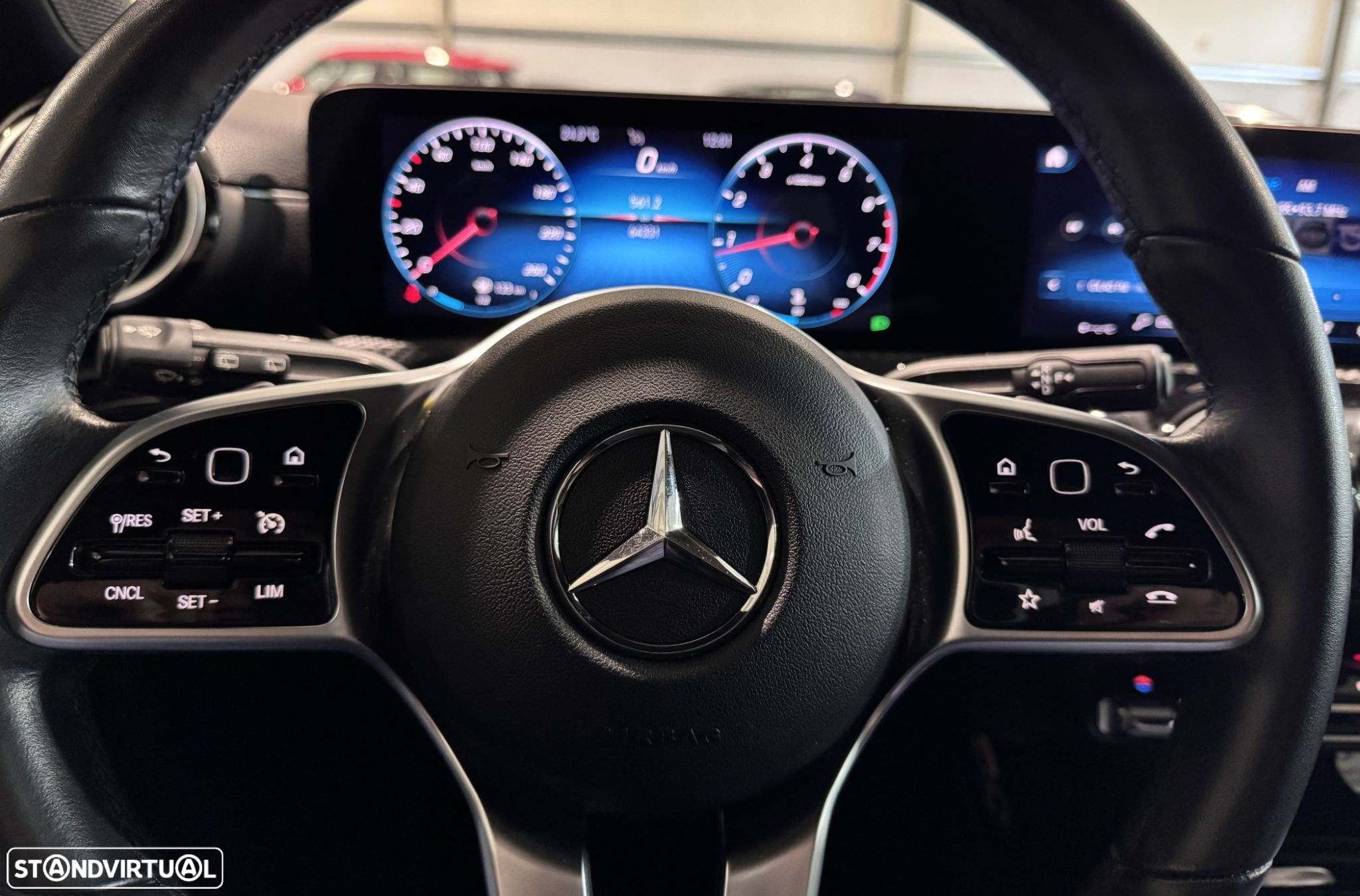 Mercedes-Benz CLA 180 - 26