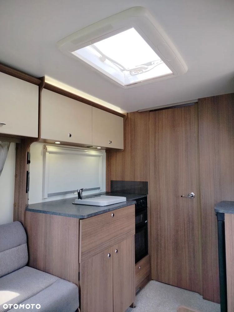 Bailey Phoenix 640 - 23
