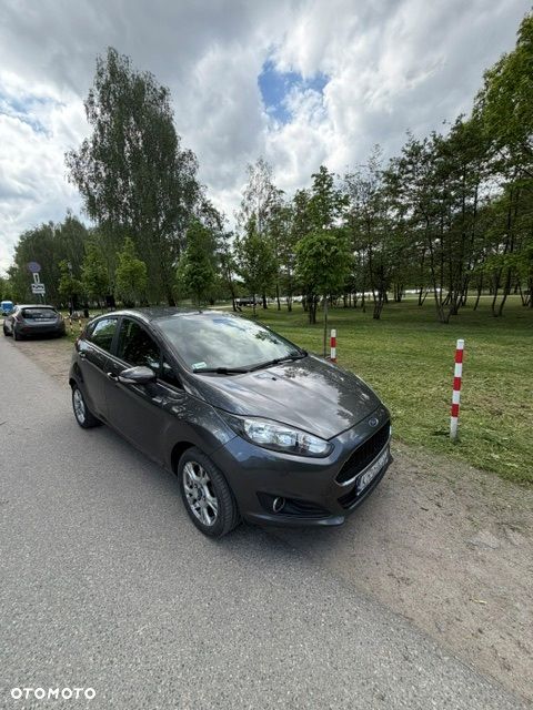 Ford Fiesta - 2