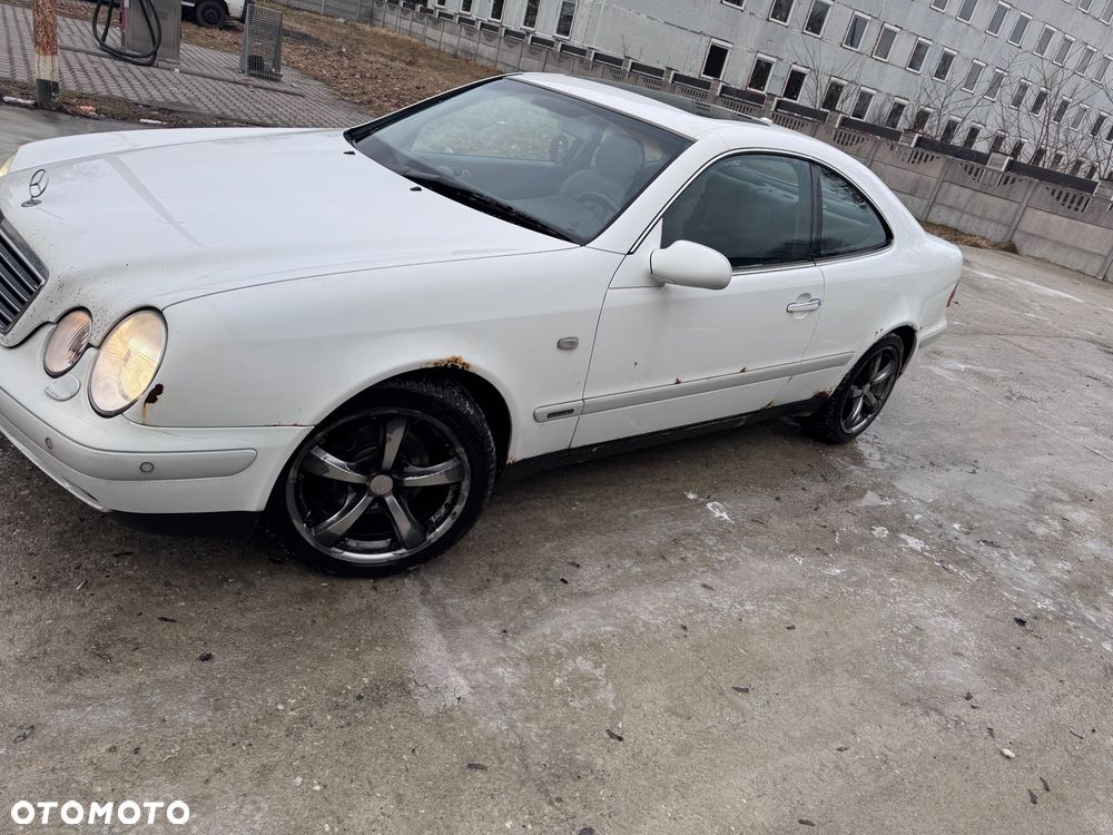 Mercedes-Benz CLK - 1