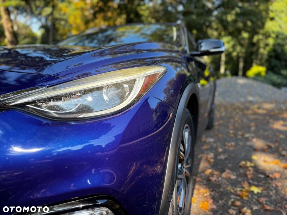 Infiniti QX30 2.0t DCT AWD Premium - 10