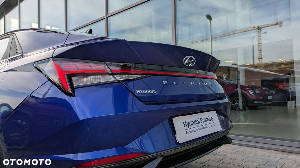 Hyundai Elantra - 28