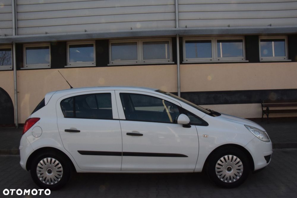 Opel Corsa 1.0 12V Cosmo - 9