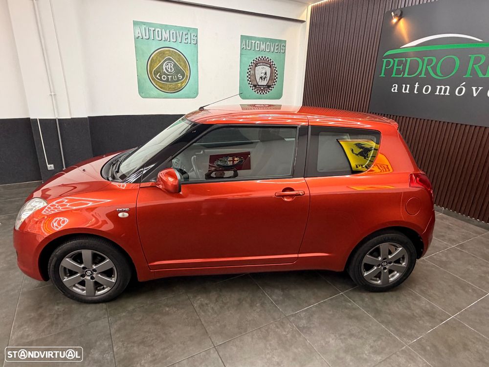 Suzuki Swift 1.3 DDiS GLX - 15