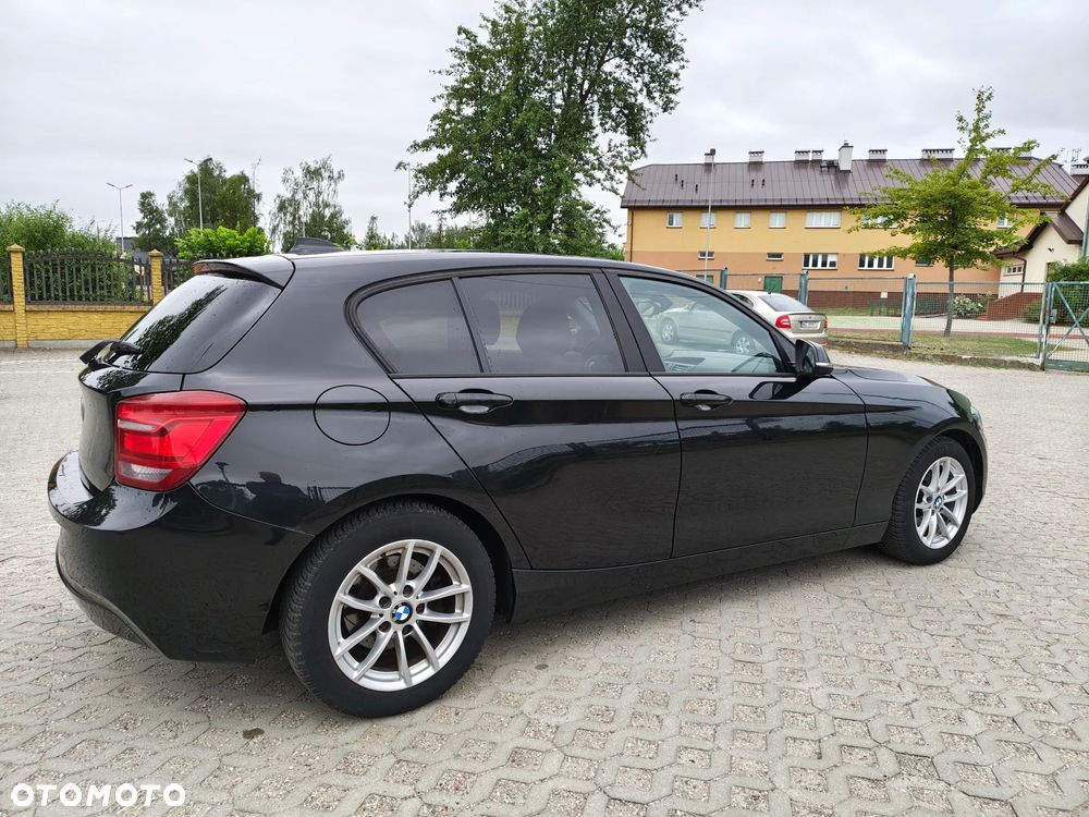 BMW Seria 1 118i - 4