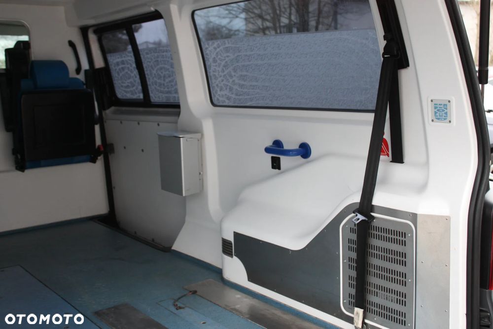 Volkswagen Transporter T5 LIFT - 21