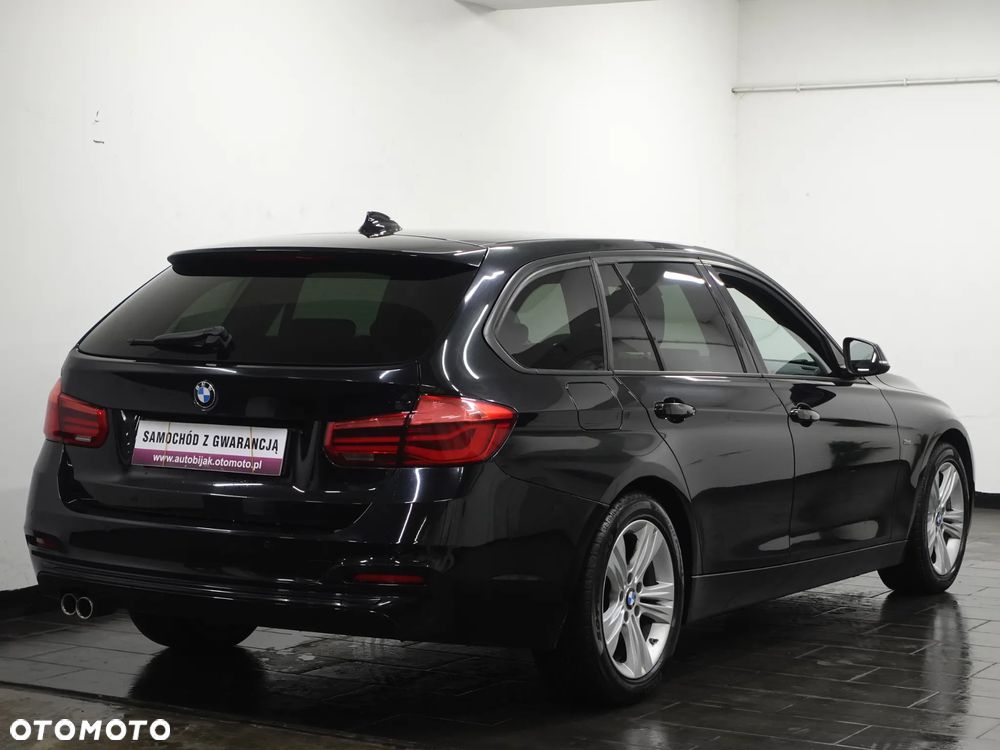 BMW Seria 3 325d Blue Performance Sport Line - 8