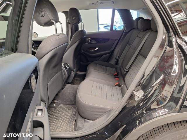 Mercedes-Benz GLC - 7