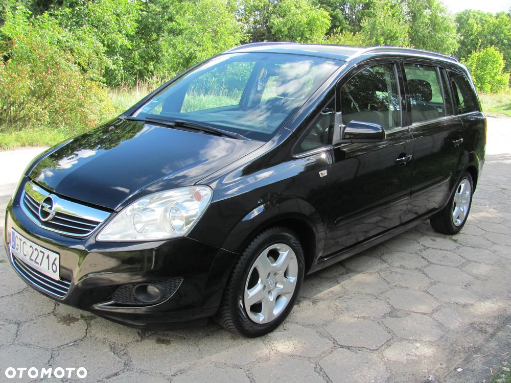 Opel Zafira - 1