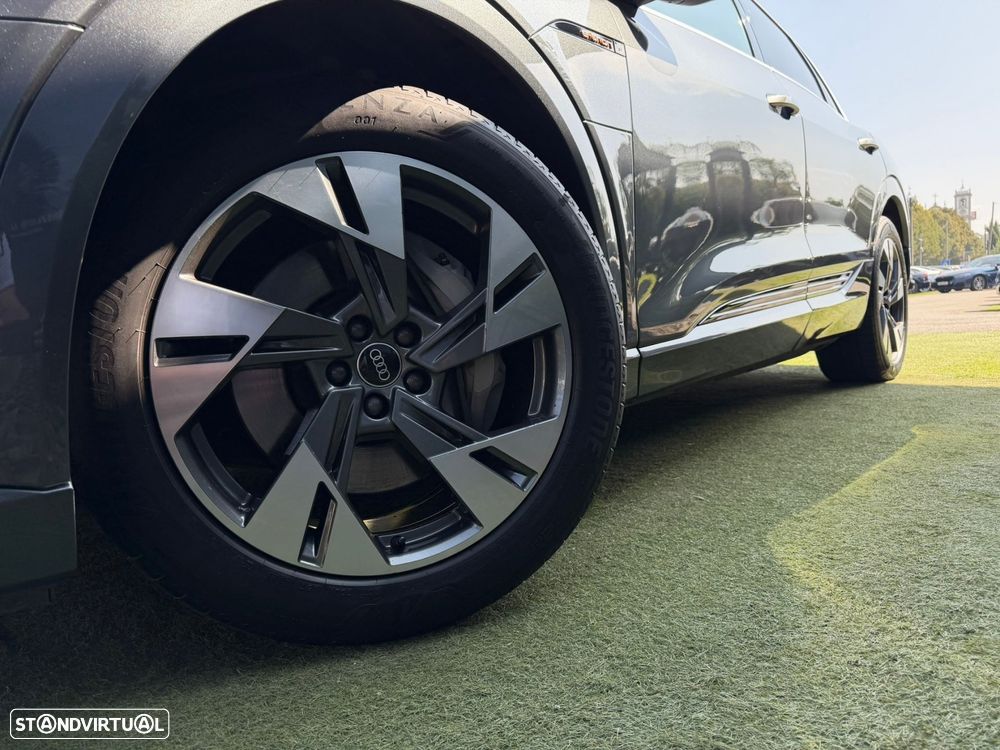 Audi e-tron 55 quattro S line - 6