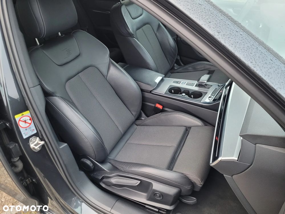 Audi A6 Avant 40 TDI S tronic S line - 12