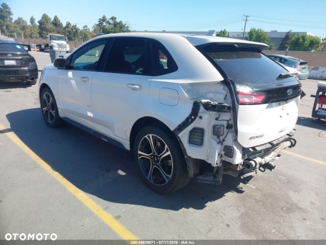 Ford Edge - 4