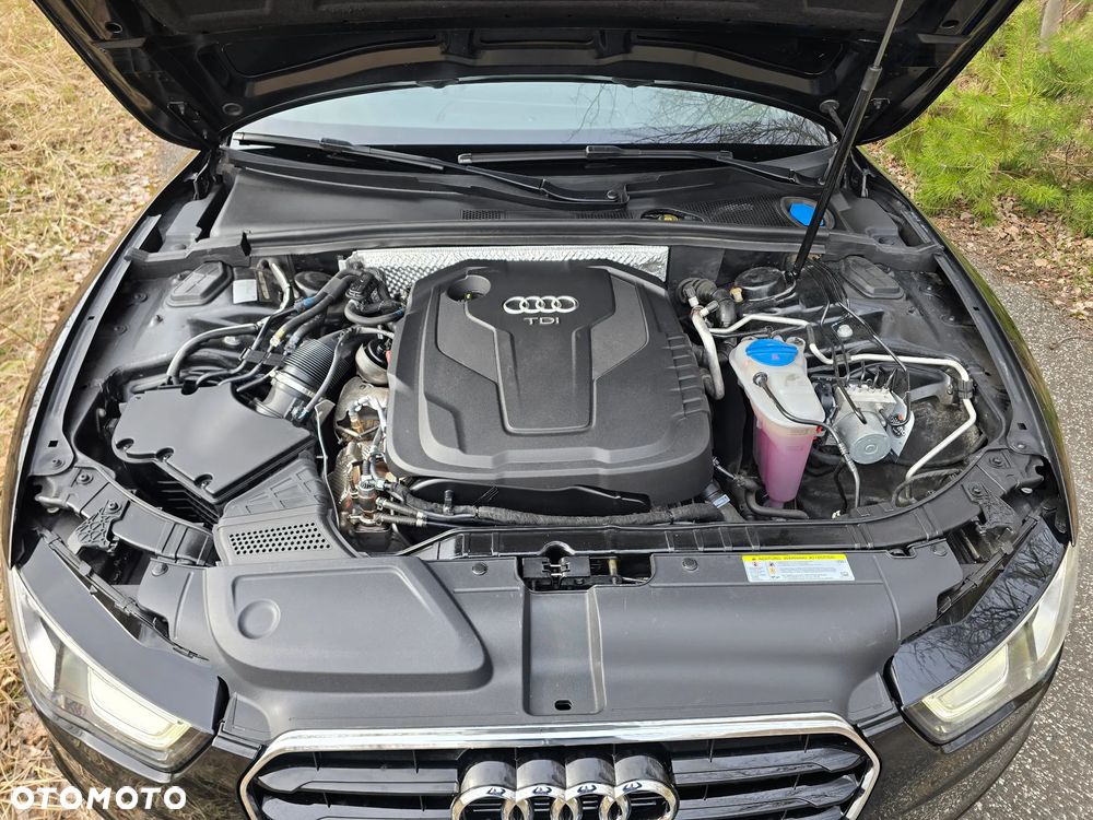 Audi A5 Cabrio 2.0 TDI DPF (clean diesel) - 30