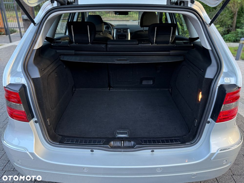 Mercedes-Benz Klasa B 180 CDI DPF Autotronic - 12