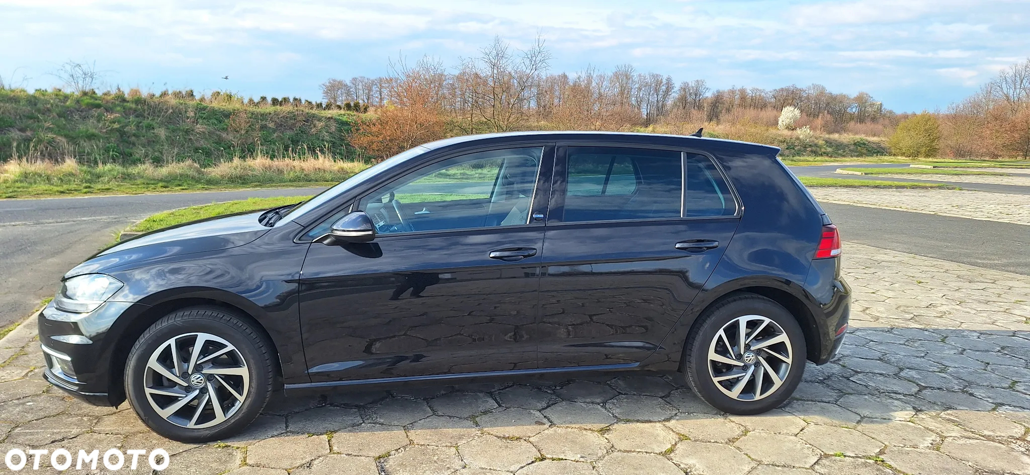Volkswagen Golf - 5