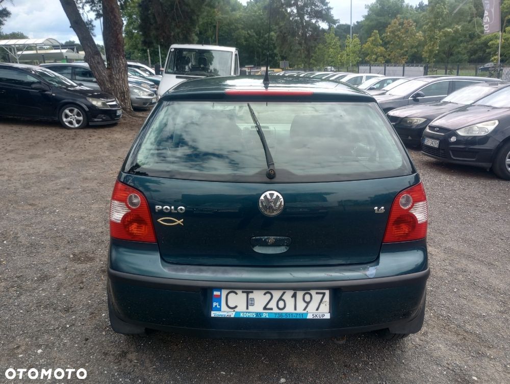 Volkswagen Polo - 2
