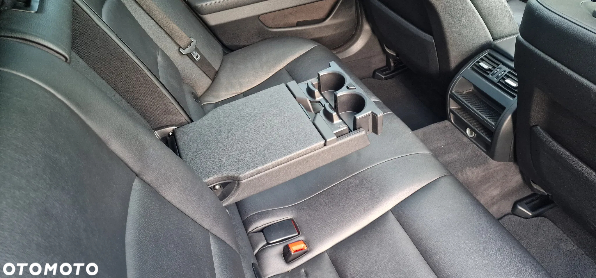 BMW Seria 5 520d Touring - 21