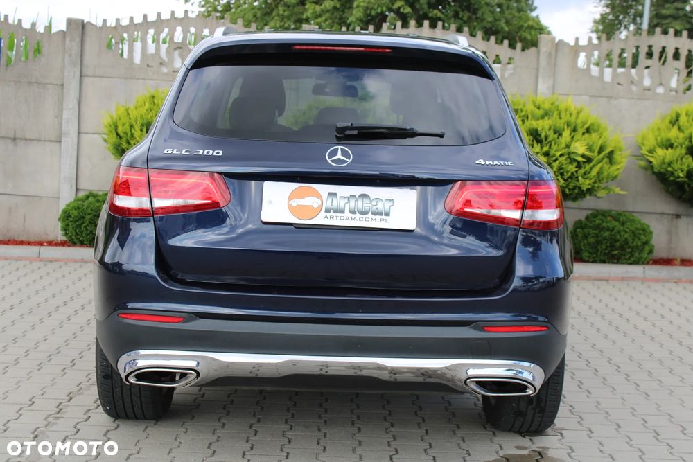 Mercedes-Benz GLC 300 4Matic 9G-TRONIC - 16