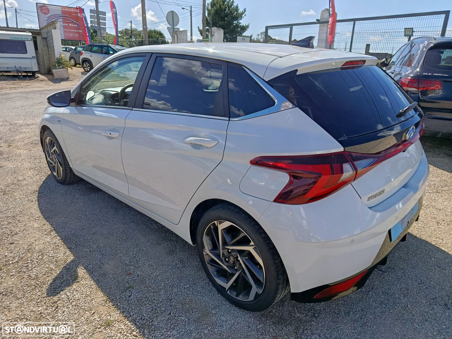 Hyundai i20 - 18