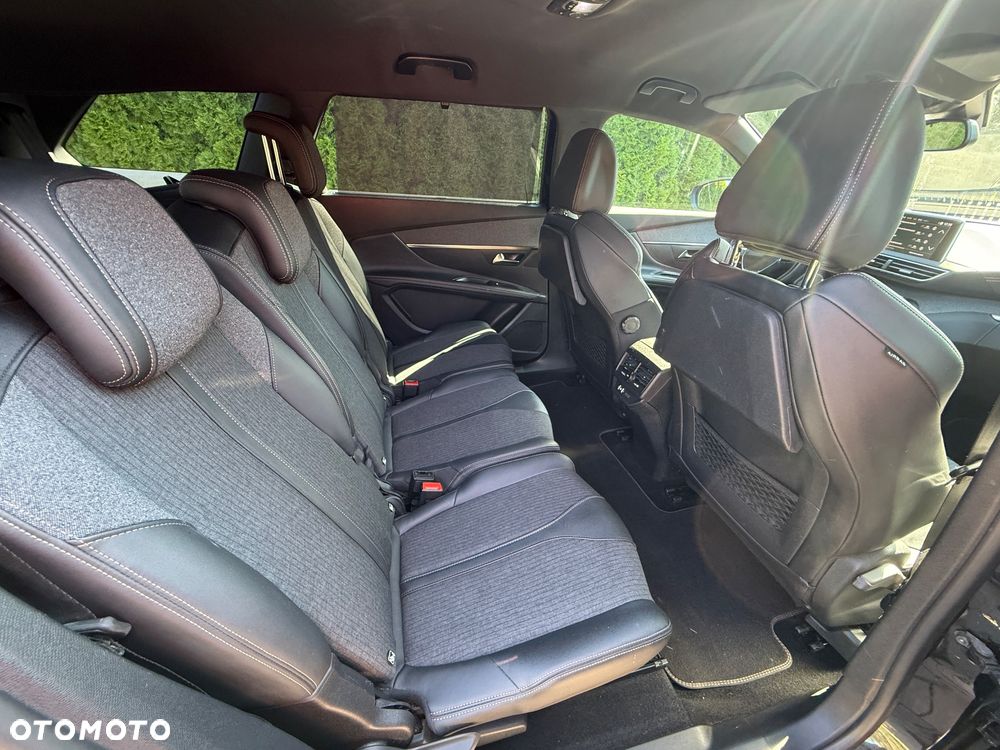 Peugeot 5008 PureTech 180 EAT8 Stop & Start GT - 26