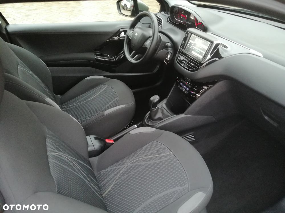 Peugeot 208 95 VTI Active - 29
