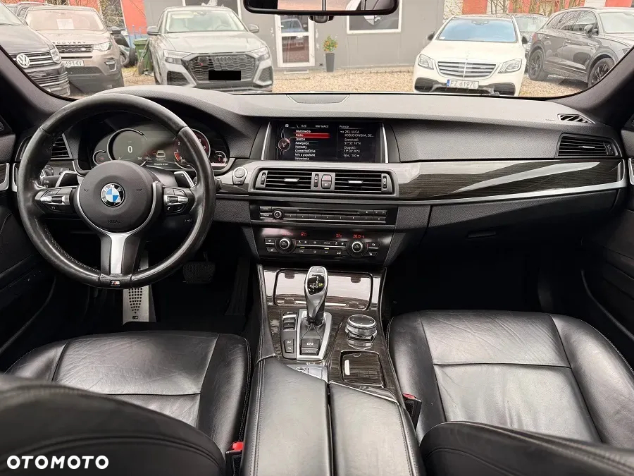 BMW Seria 5 528i xDrive - 35