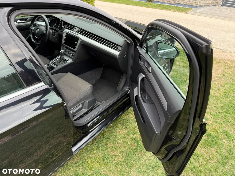 Volkswagen Passat 2.0 TDI BMT Comfortline DSG7 - 17