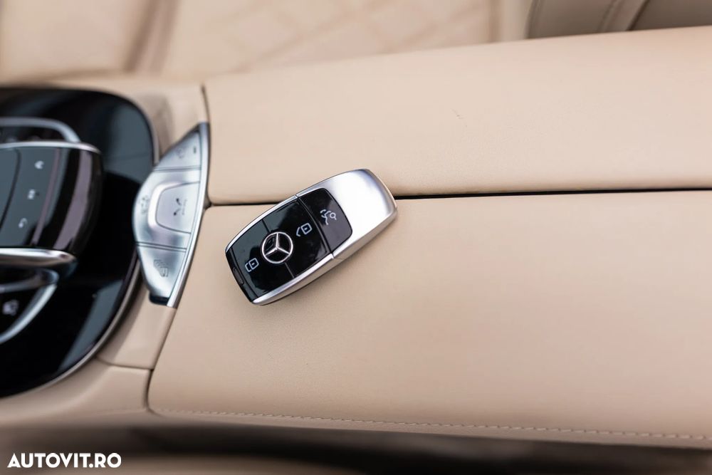 Mercedes-Benz E 53 AMG 4Matic Cabrio AMG Speedshift 9G-TRONIC - 24